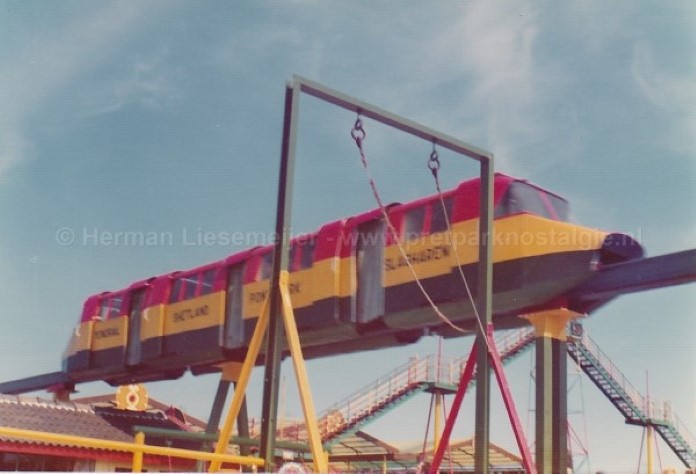 Kleine monorail Slagharen jaren 70