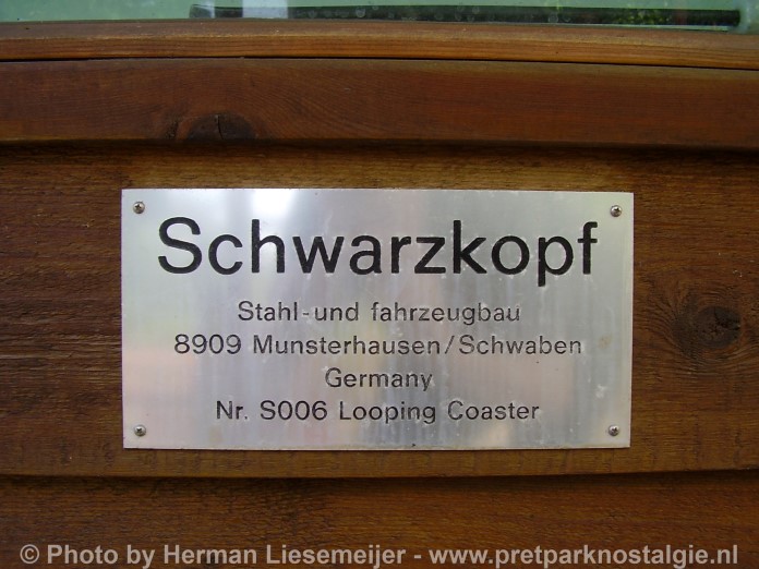 Fabrieksplaatje Schwarzkopf op Thunder Loop Attractiepark Slagharen